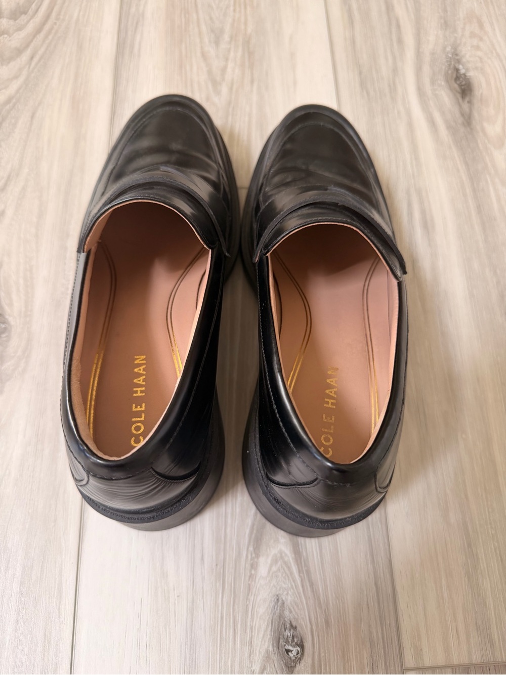 Cole Haan Grand 360 Penny Loafers Black Leather Lug Sole Women’s Size 10B - Picture 3 of 6